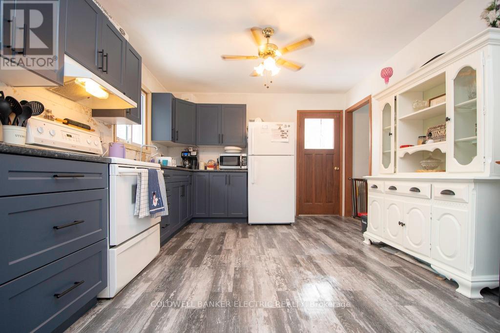 8248 County Road 46 Road, Havelock-Belmont-Methuen, Ontario  K0L 1A0 - Photo 9 - X12131604