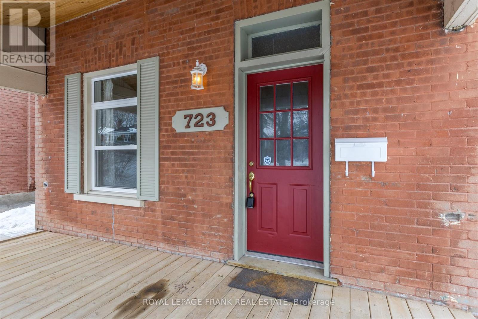 723 Bethune Street, Peterborough North (South), Ontario  K9H 4A5 - Photo 3 - X12131956