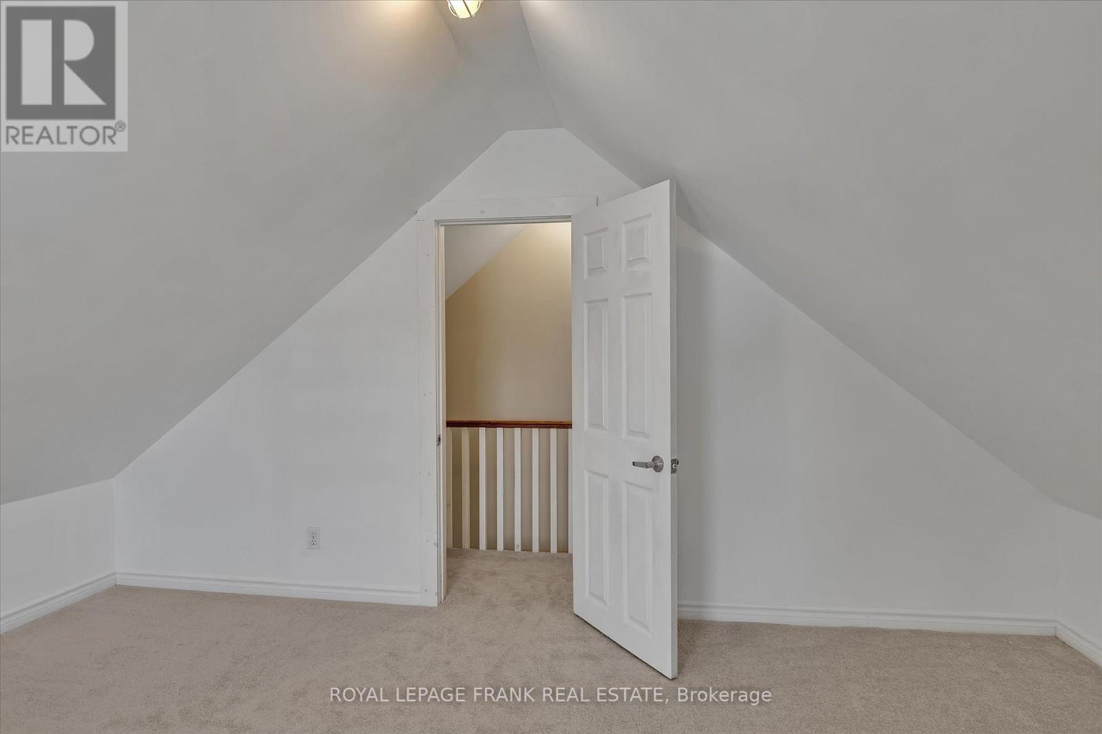 723 Bethune Street, Peterborough North (South), Ontario  K9H 4A5 - Photo 31 - X12131956
