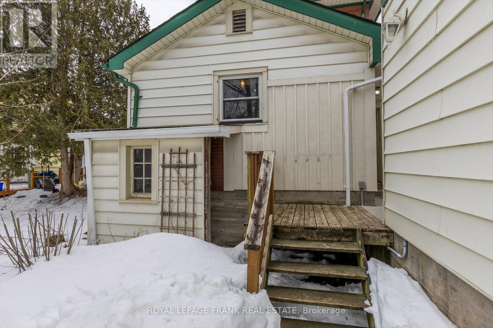 723 Bethune Street, Peterborough North (South), Ontario  K9H 4A5 - Photo 39 - X12131956