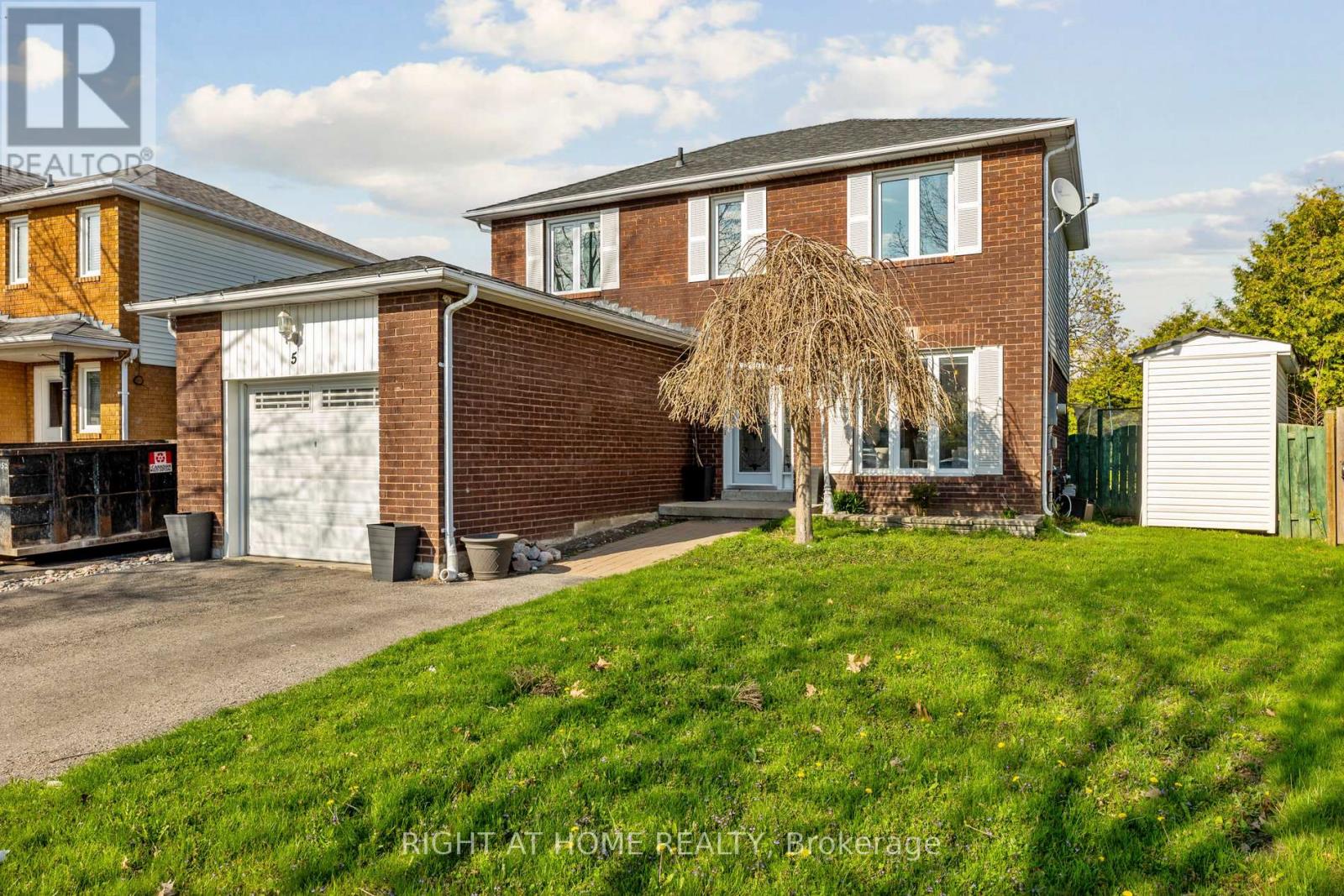 5 COULSON COURT, clarington (newcastle), Ontario