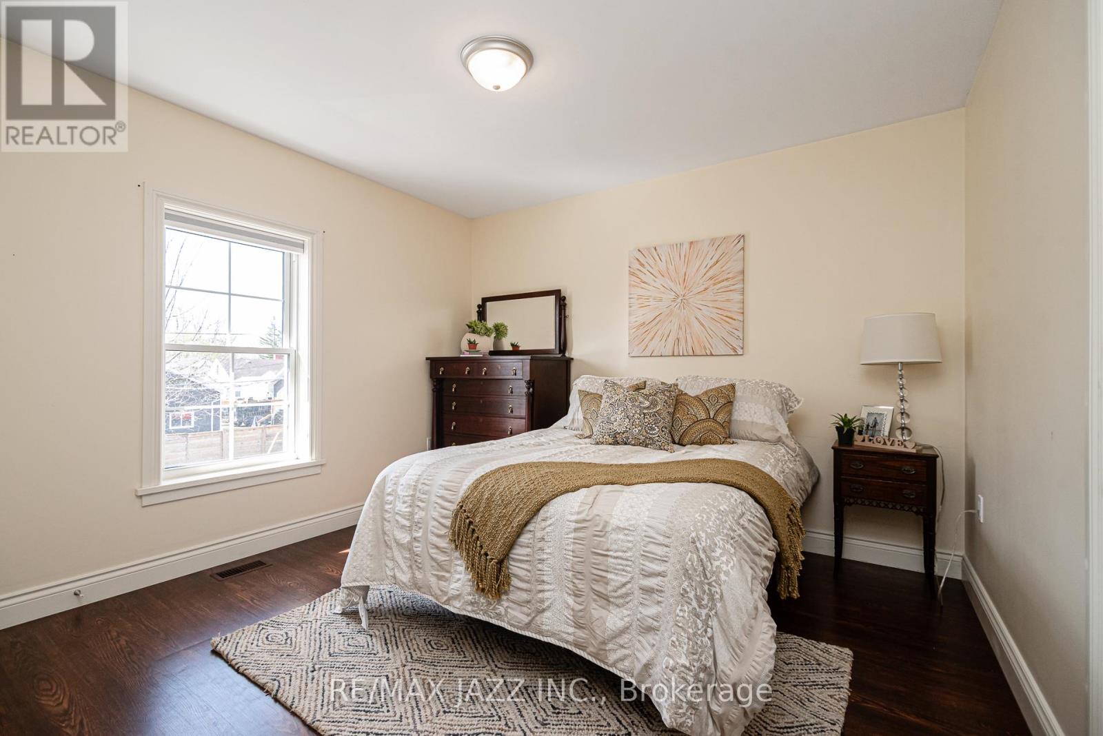 28 Emily Street E, Clarington (Newcastle), Ontario  L1B 1H3 - Photo 12 - E12132907
