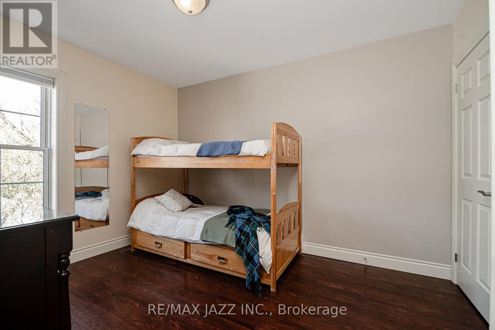 28 Emily Street E, Clarington (Newcastle), Ontario  L1B 1H3 - Photo 15 - E12132907