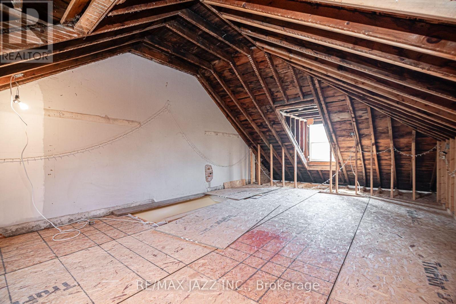 28 Emily Street E, Clarington (Newcastle), Ontario  L1B 1H3 - Photo 18 - E12132907