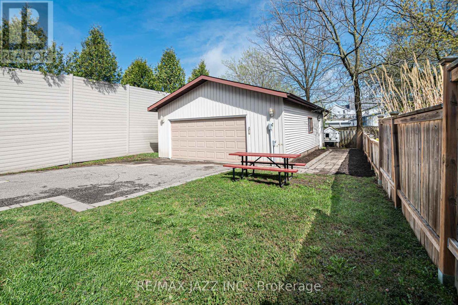 28 Emily Street E, Clarington (Newcastle), Ontario  L1B 1H3 - Photo 20 - E12132907