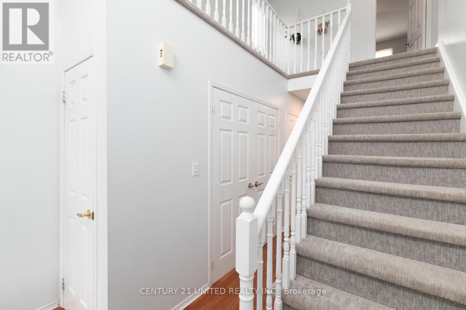 1301 Eagle Crescent, Peterborough West (North), Ontario  K9K 2K7 - Photo 17 - X12133030