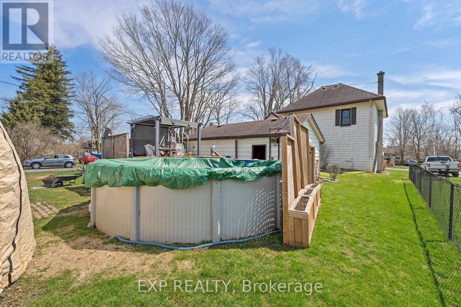 9 Victoria Street E, Kawartha Lakes (Omemee), Ontario  K0L 2W0 - Photo 29 - X12133000