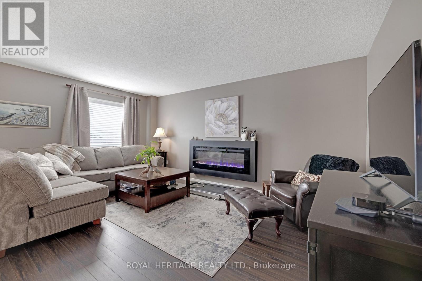 165 Brookhouse Drive, Clarington (Newcastle), Ontario  L1B 1N9 - Photo 14 - E12133309