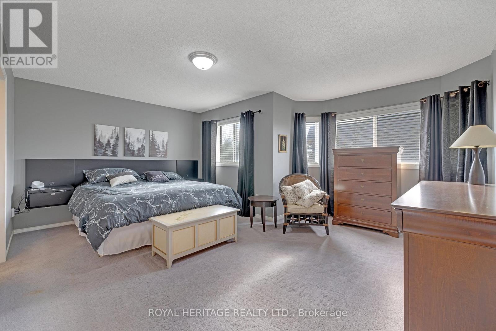 165 Brookhouse Drive, Clarington (Newcastle), Ontario  L1B 1N9 - Photo 18 - E12133309