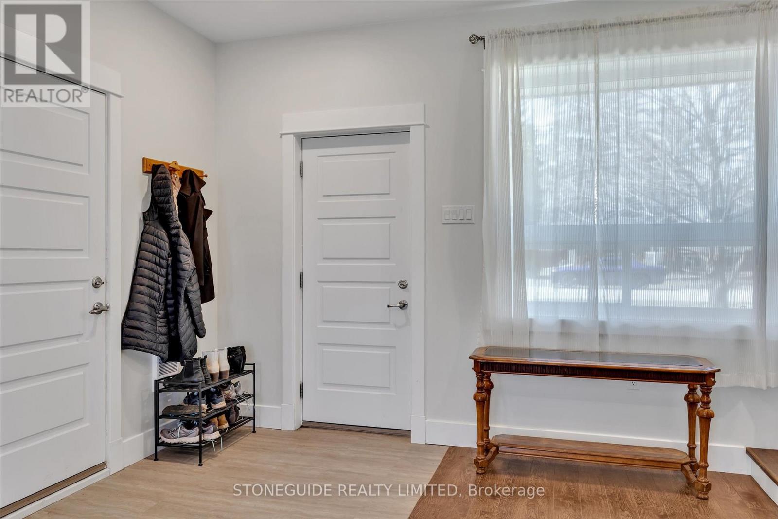 750 Baltic Drive, Selwyn, Ontario  K9L 1L7 - Photo 5 - X12133403