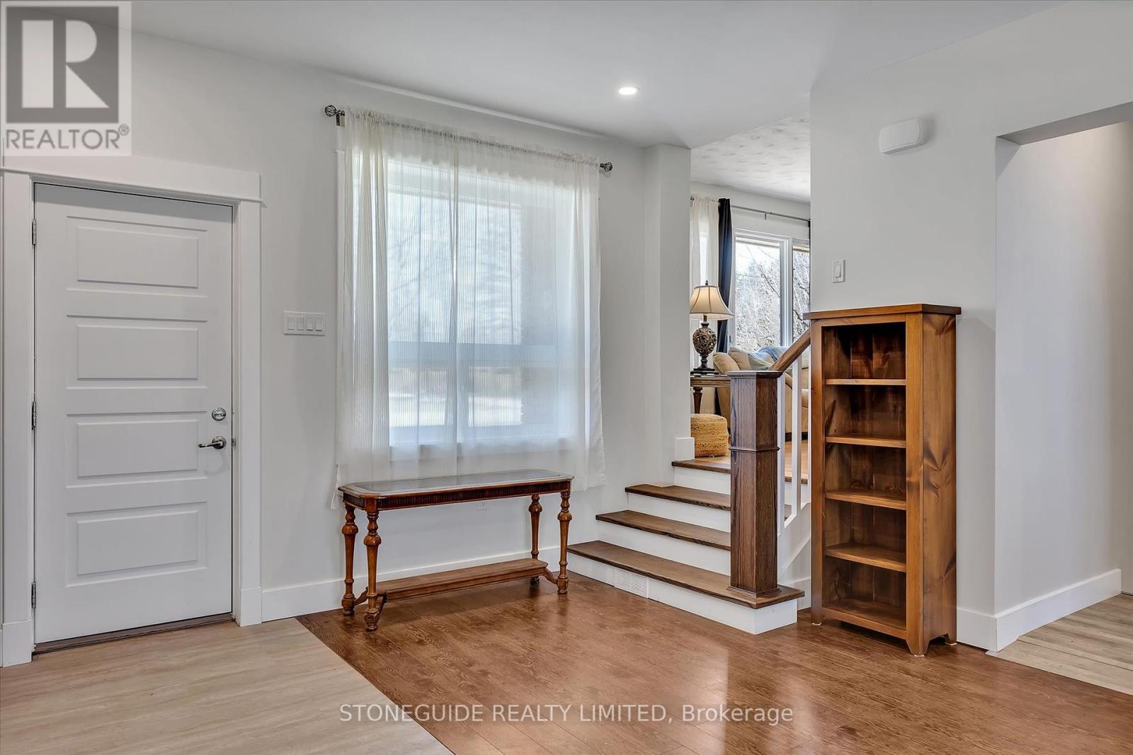 750 Baltic Drive, Selwyn, Ontario  K9L 1L7 - Photo 6 - X12133403