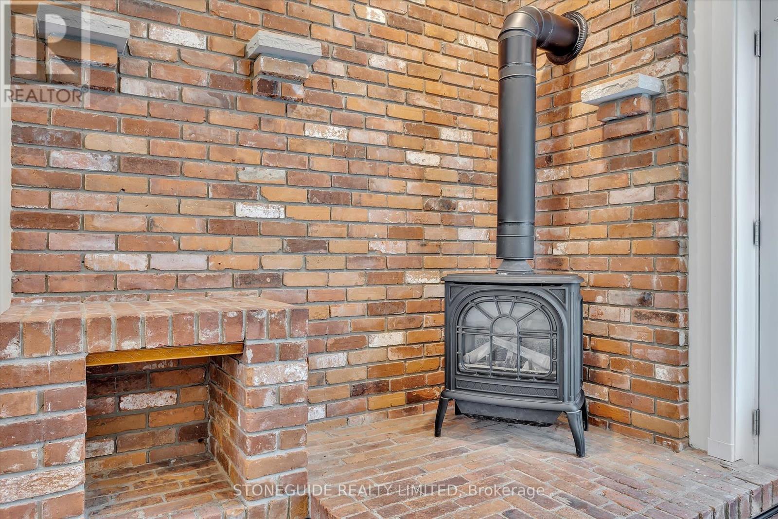 750 Baltic Drive, Selwyn, Ontario  K9L 1L7 - Photo 8 - X12133403