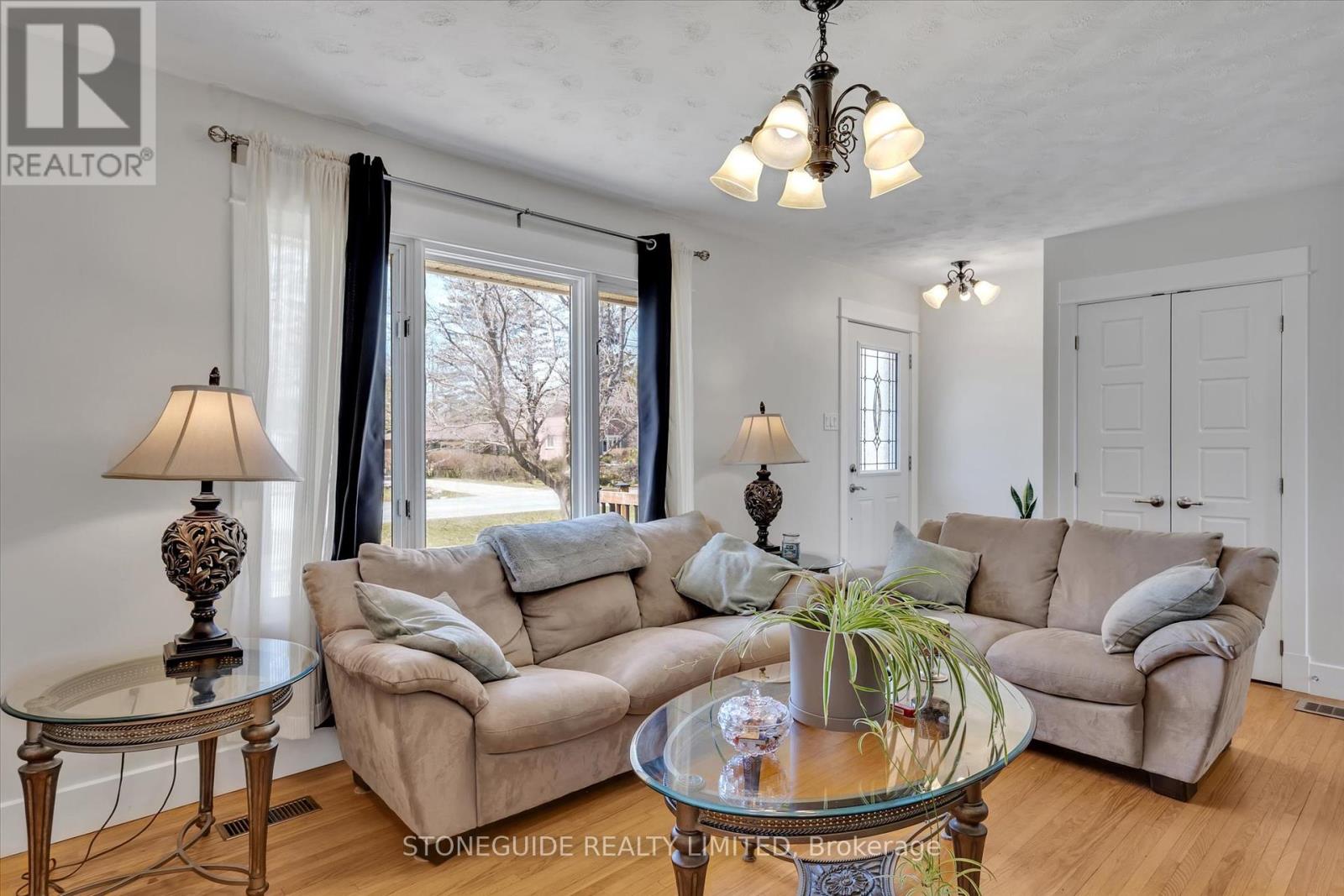 750 Baltic Drive, Selwyn, Ontario  K9L 1L7 - Photo 9 - X12133403