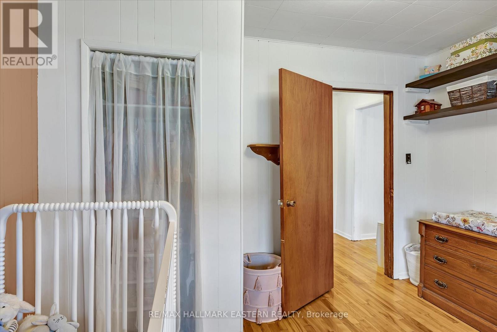 706 Monaghan Road, Peterborough South (West), Ontario  K9J 5J8 - Photo 24 - X12133485