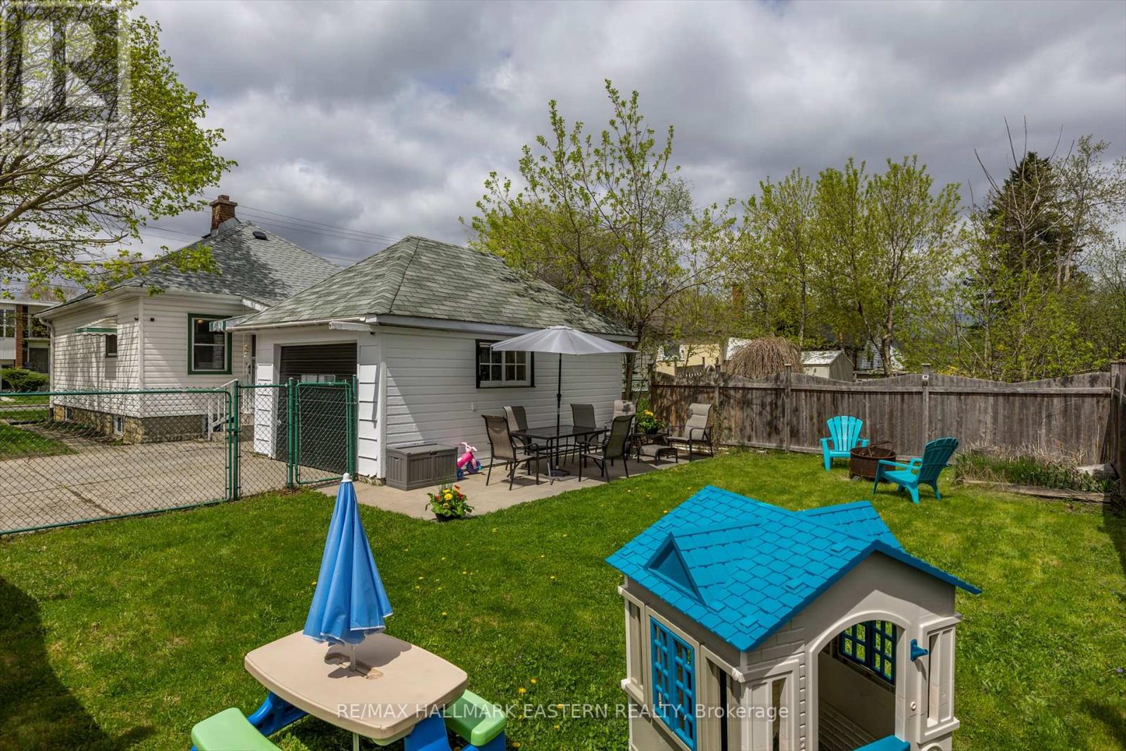 706 Monaghan Road, Peterborough South (West), Ontario  K9J 5J8 - Photo 47 - X12133485