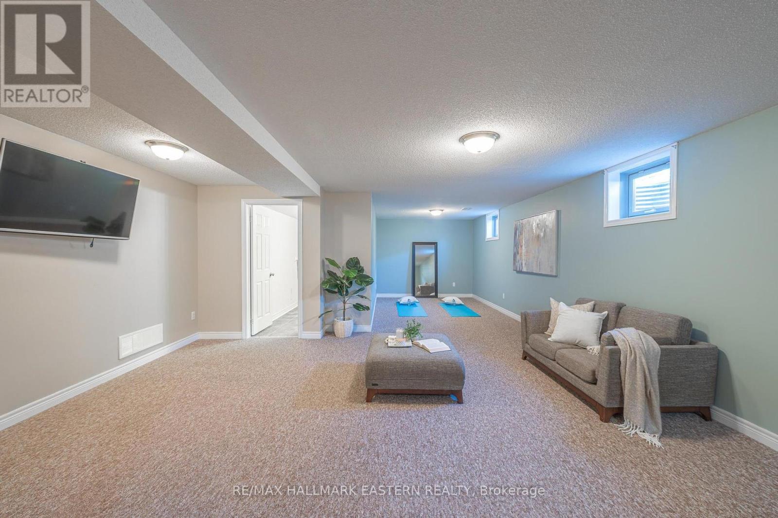 20 Purple Dusk Drive, Kawartha Lakes (Lindsay), Ontario  K9V 0B2 - Photo 28 - X12133622