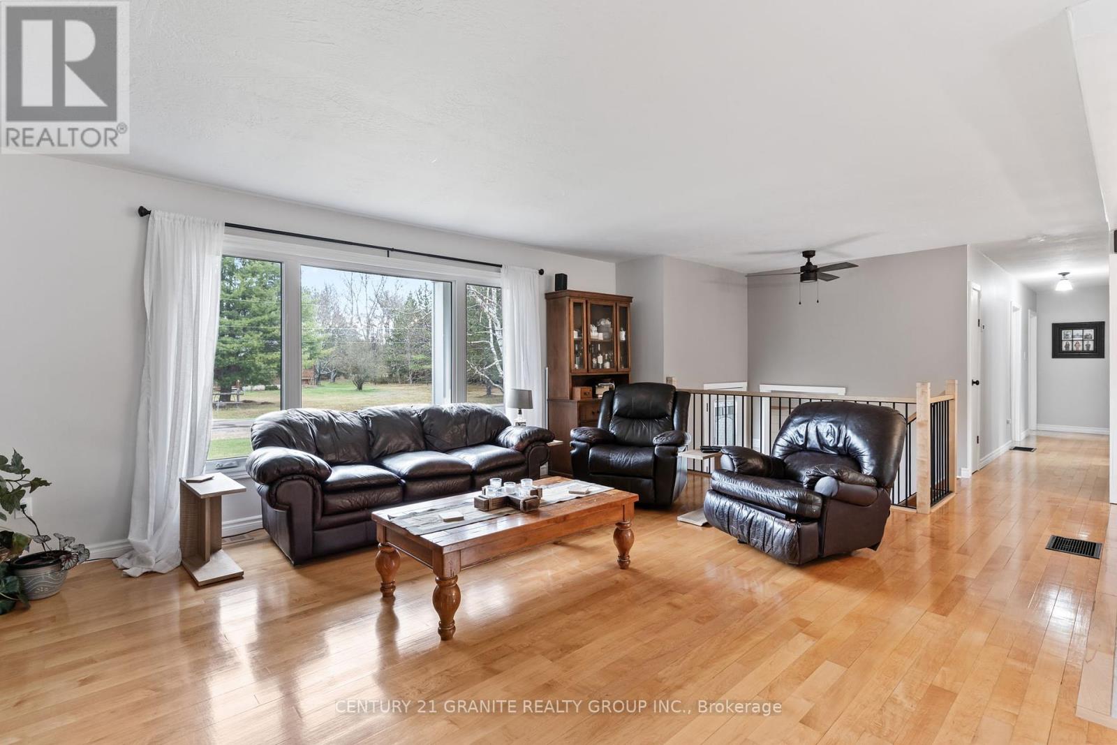 4 Airview Drive, Bancroft (Bancroft Ward), Ontario  K0L 1C0 - Photo 13 - X12133716