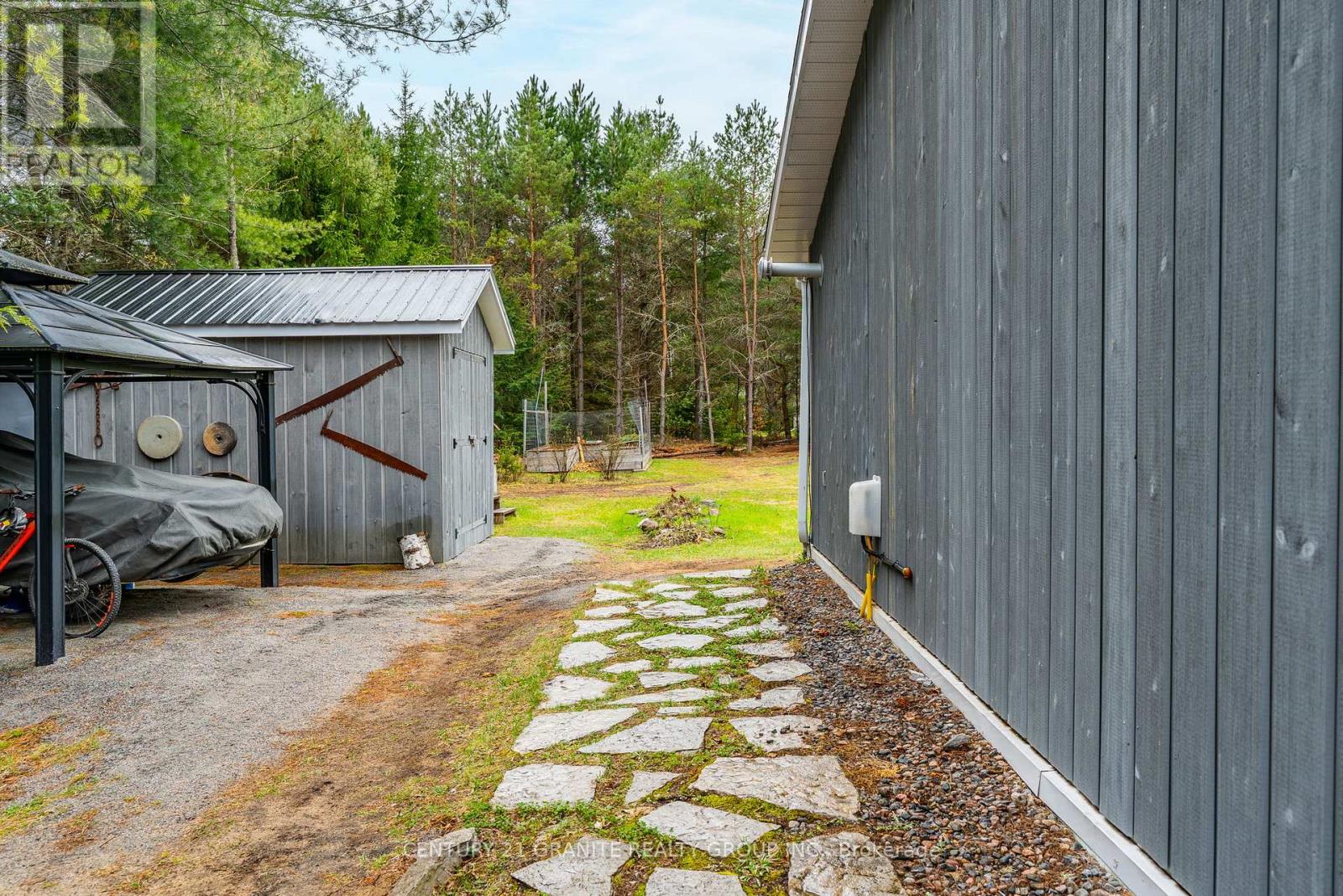 4 Airview Drive, Bancroft (Bancroft Ward), Ontario  K0L 1C0 - Photo 38 - X12133716