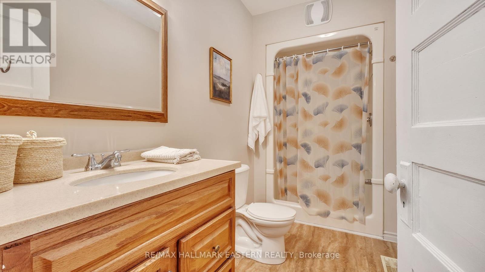 24 Aylmer Street, Peterborough Central (South), Ontario  K9J 3H5 - Photo 29 - X12133802