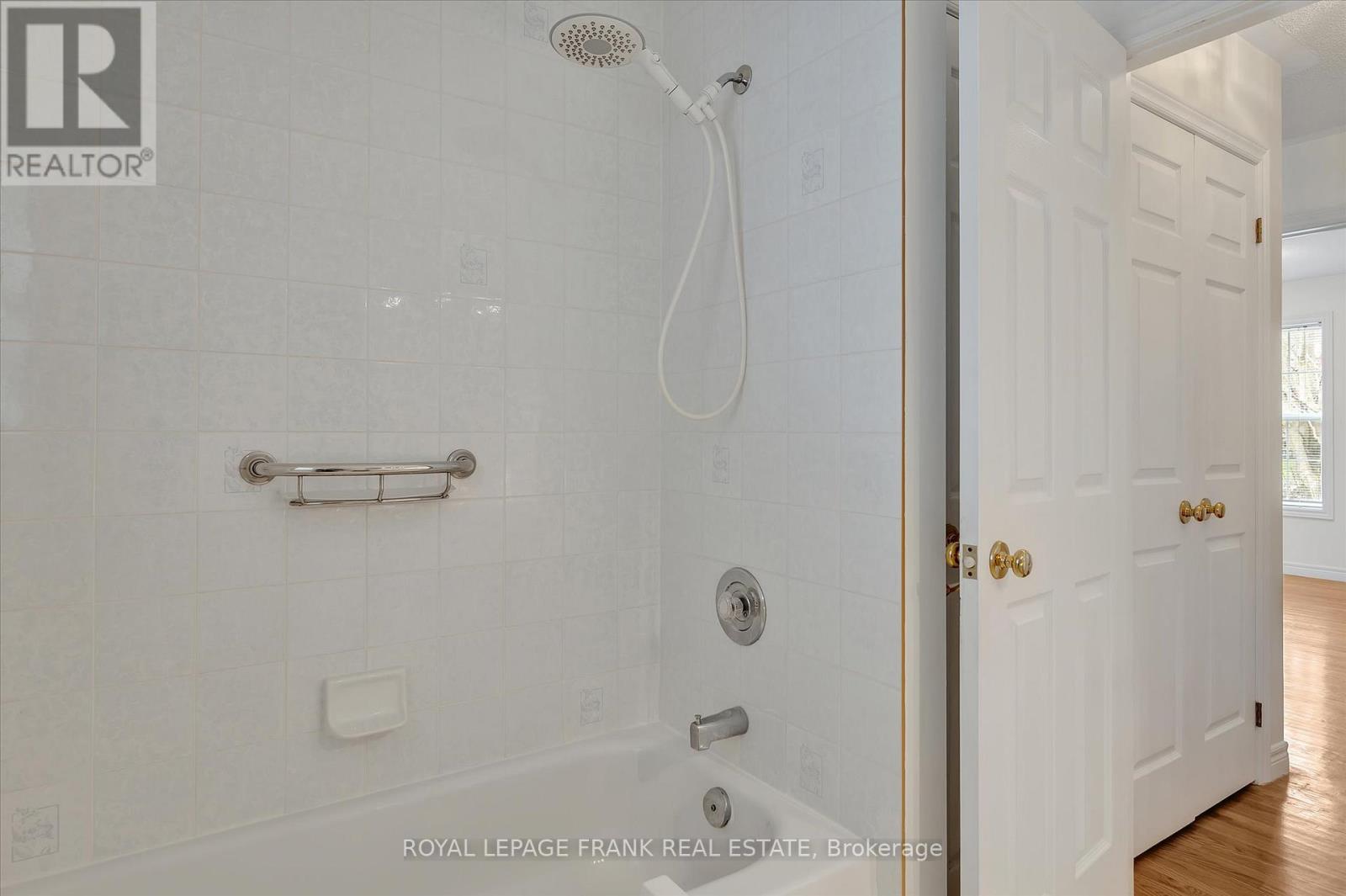 1606 Ramblewood Drive, Peterborough West (South), Ontario  K9K 2C5 - Photo 18 - X12133904