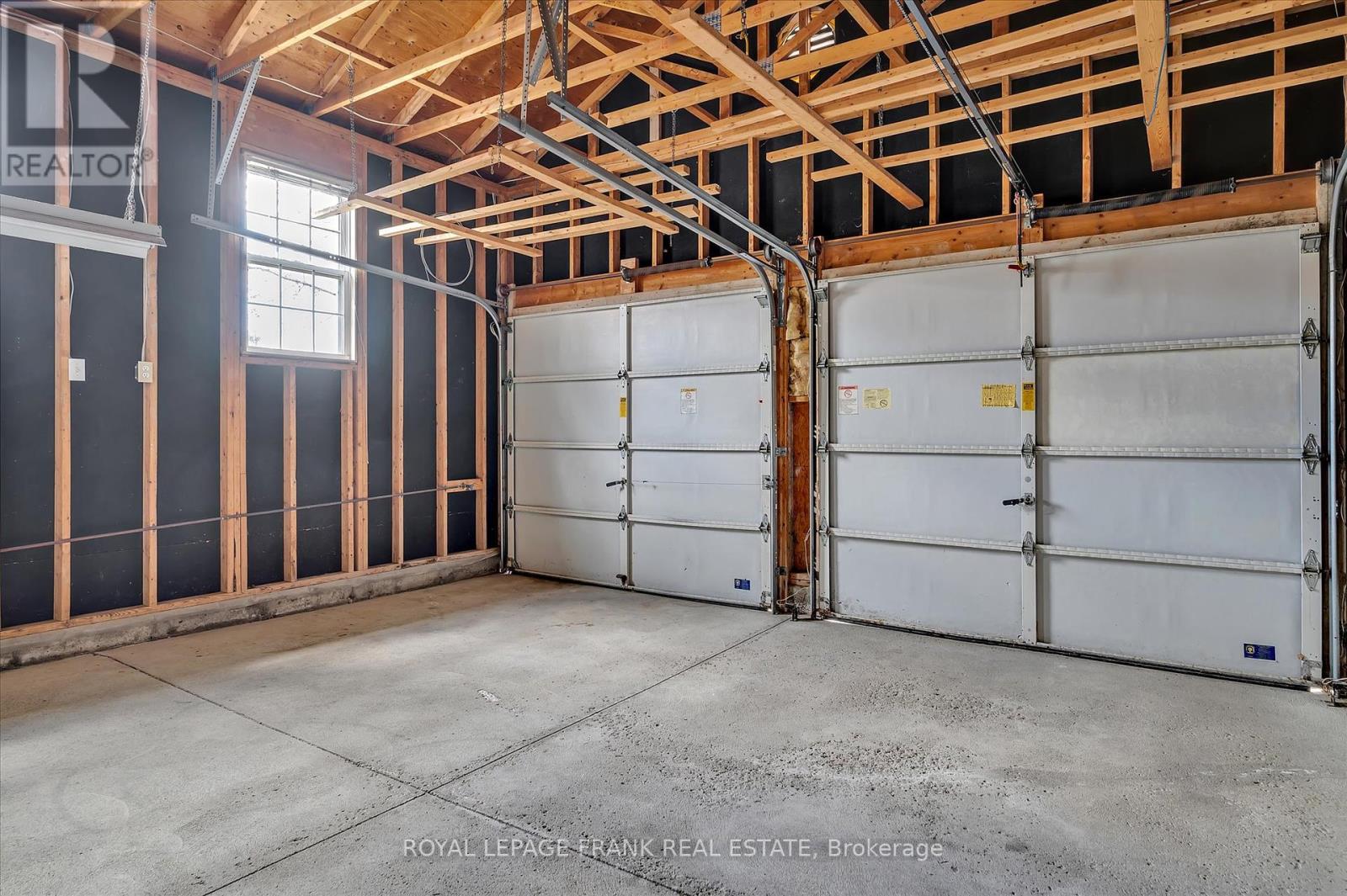 1606 Ramblewood Drive, Peterborough West (South), Ontario  K9K 2C5 - Photo 30 - X12133904
