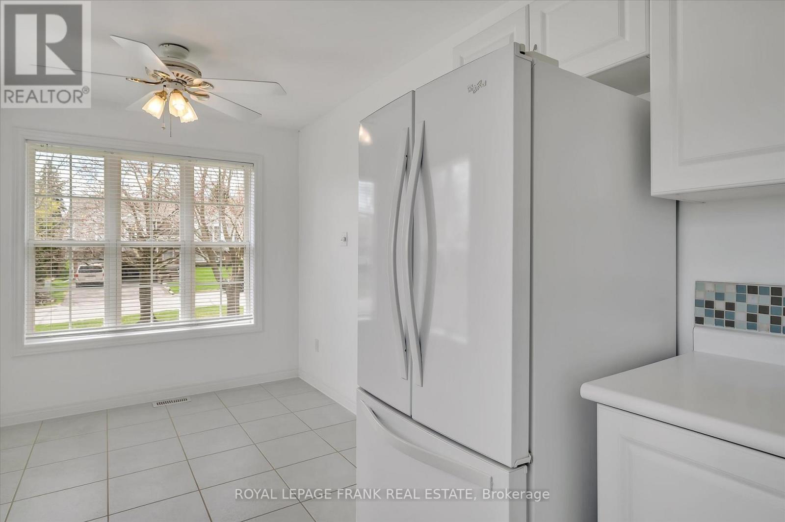 1606 Ramblewood Drive, Peterborough West (South), Ontario  K9K 2C5 - Photo 6 - X12133904