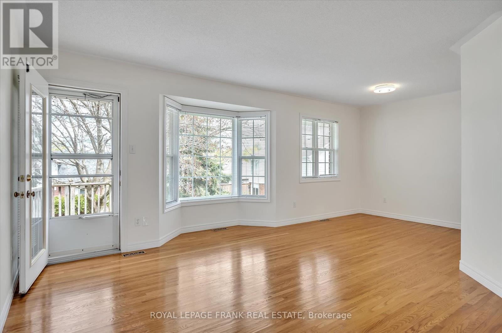 1606 Ramblewood Drive, Peterborough West (South), Ontario  K9K 2C5 - Photo 9 - X12133904