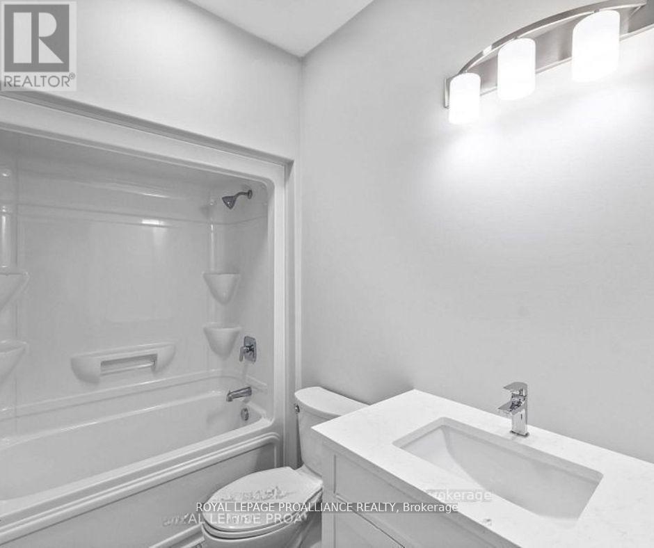 180 Homewood Avenue, Trent Hills (Hastings), Ontario  K0L 1Y0 - Photo 8 - X12134005