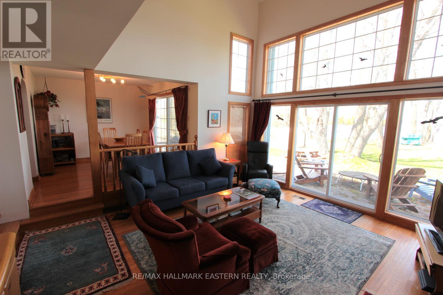 572 Round Lake Road, Havelock-Belmont-Methuen (Belmont-Methuen), Ontario  K0L 1Z0 - Photo 11 - X12134146