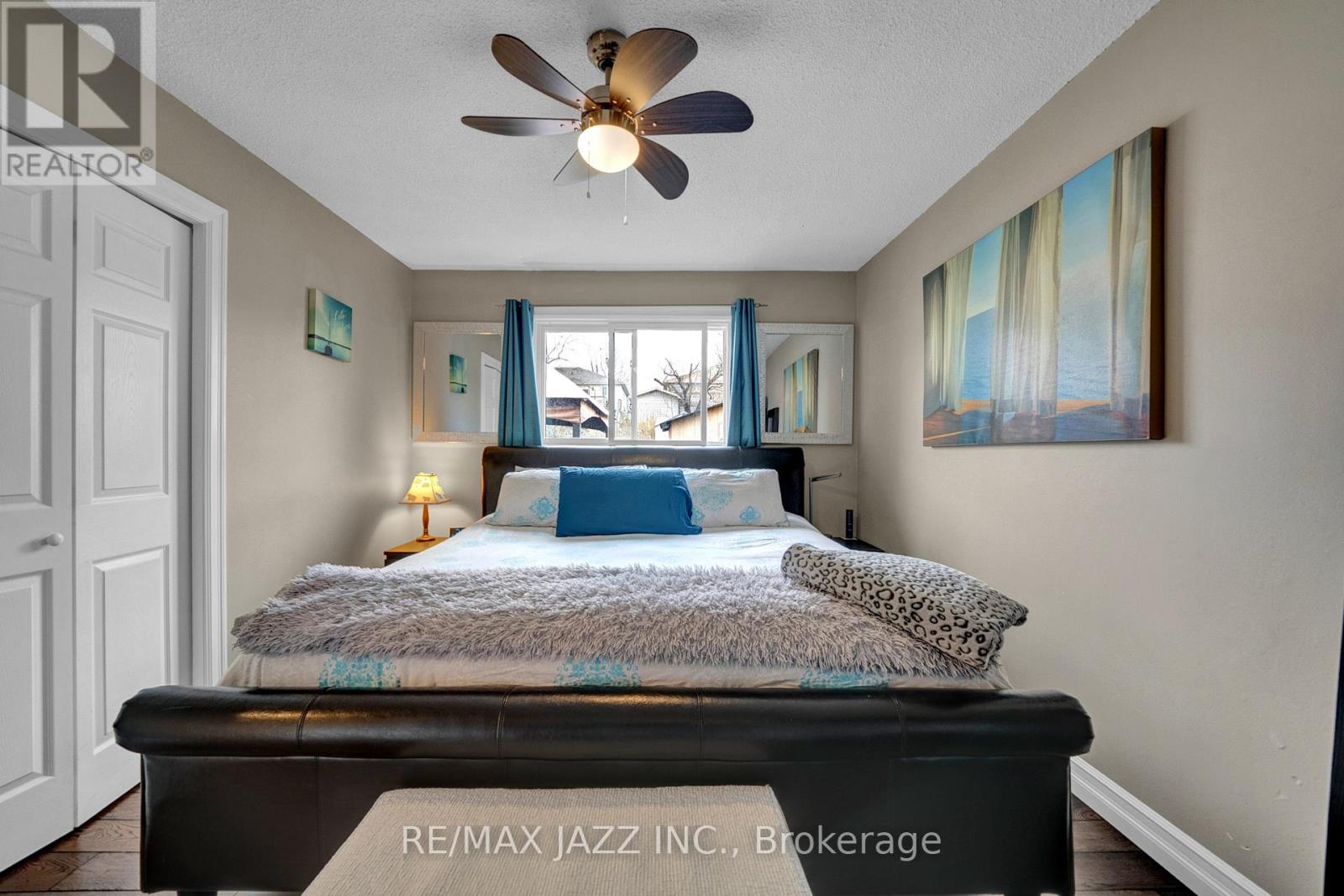 2046 Meadowview Road, Peterborough East (South), Ontario  K9L 1S4 - Photo 17 - X12134303
