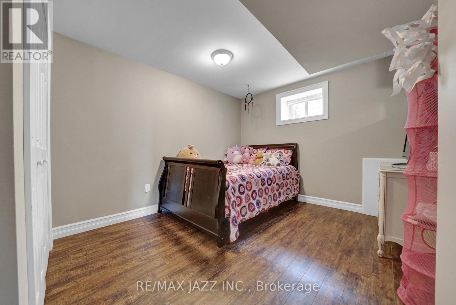 2046 Meadowview Road, Peterborough East (South), Ontario  K9L 1S4 - Photo 23 - X12134303