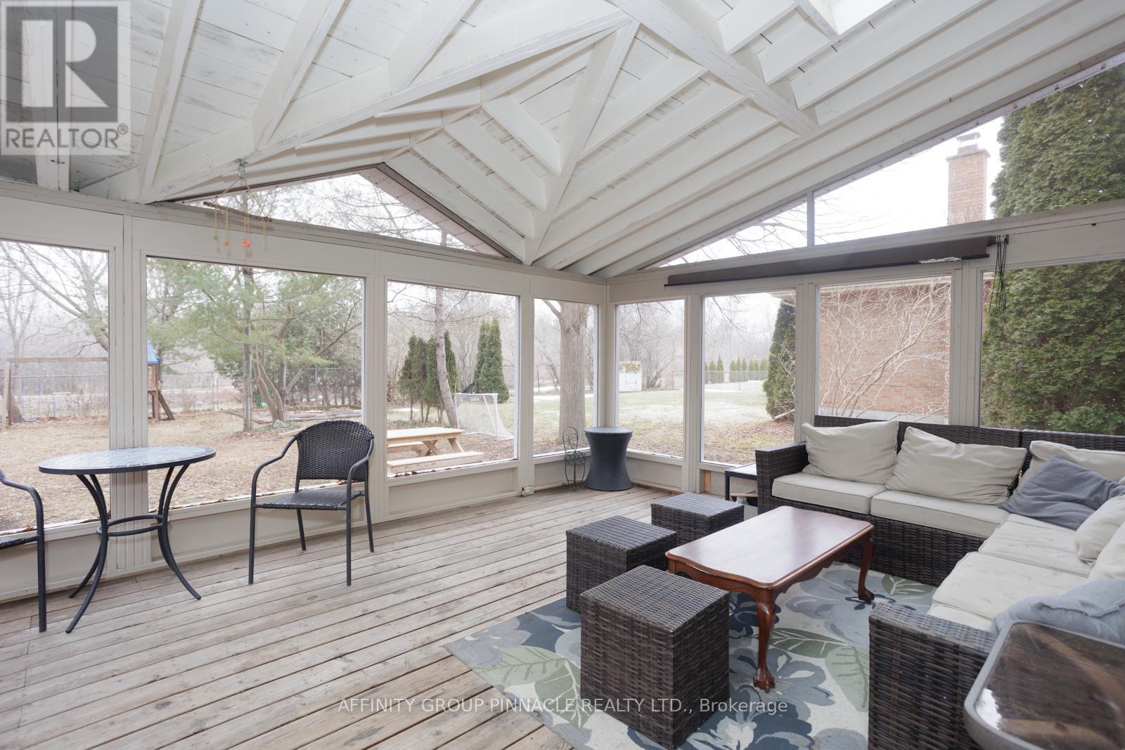 21 Mcdonagh Drive, Kawartha Lakes (Lindsay), Ontario  K9V 5A9 - Photo 32 - X12134541