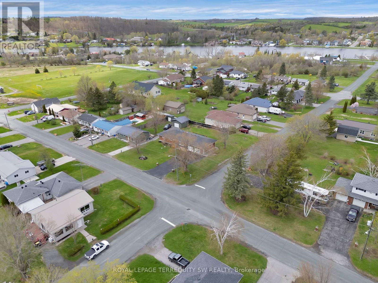 35 Queen Street W, Trent Hills (Hastings), Ontario  K0L 1Y0 - Photo 42 - X12134118