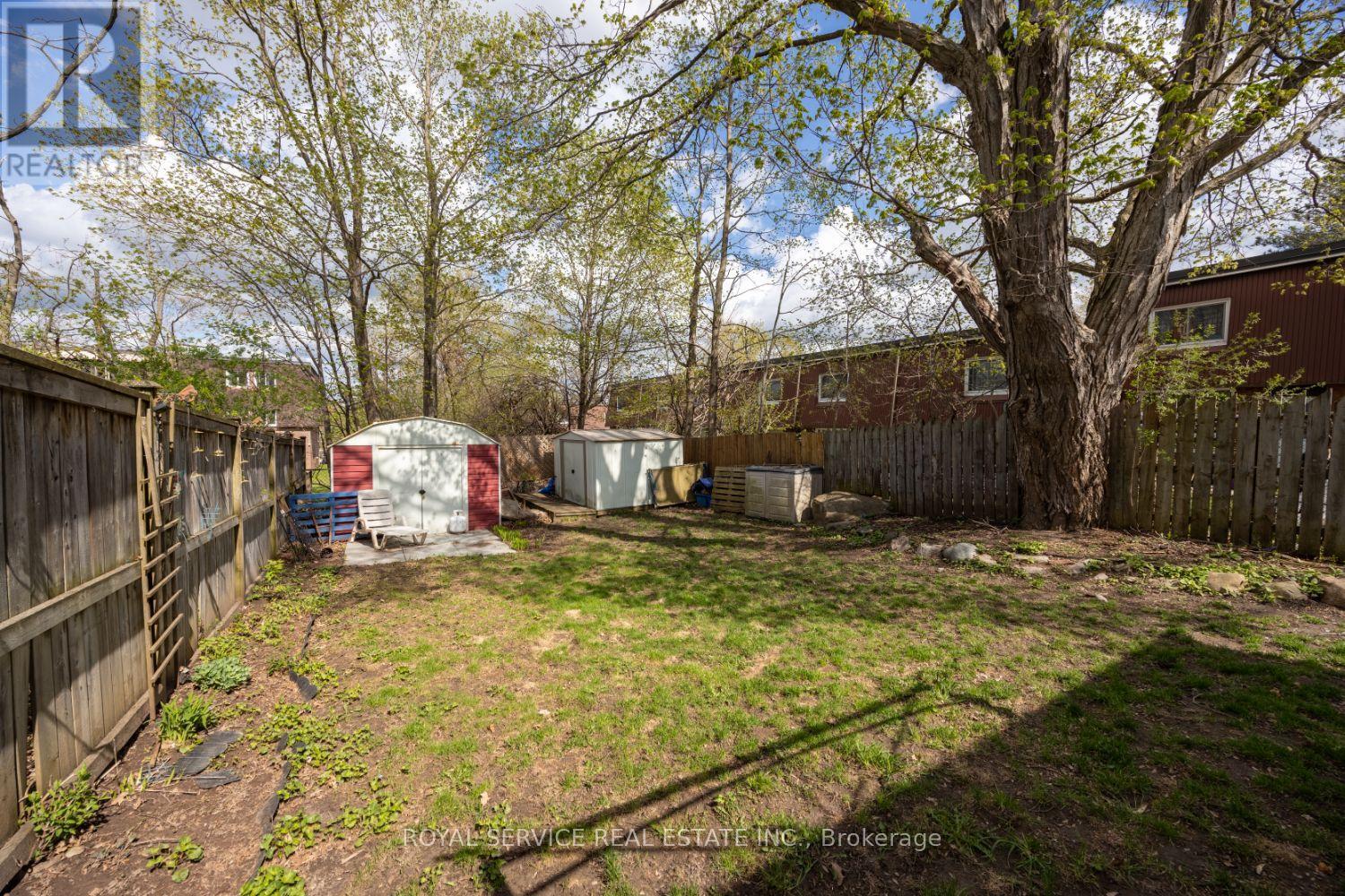 42 Alexander Avenue, Peterborough West (North), Ontario  K9J 6B4 - Photo 28 - X12134679