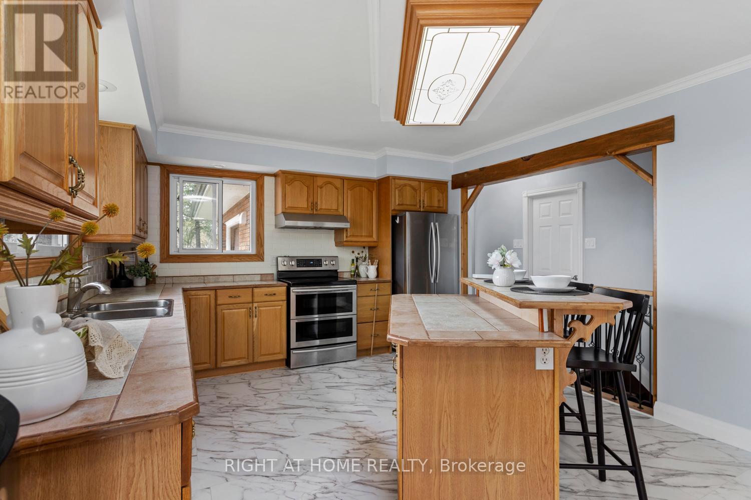 1480 Sharpe Line, Cavan Monaghan (Cavan Twp), Ontario  L0A 1C0 - Photo 12 - X12134464