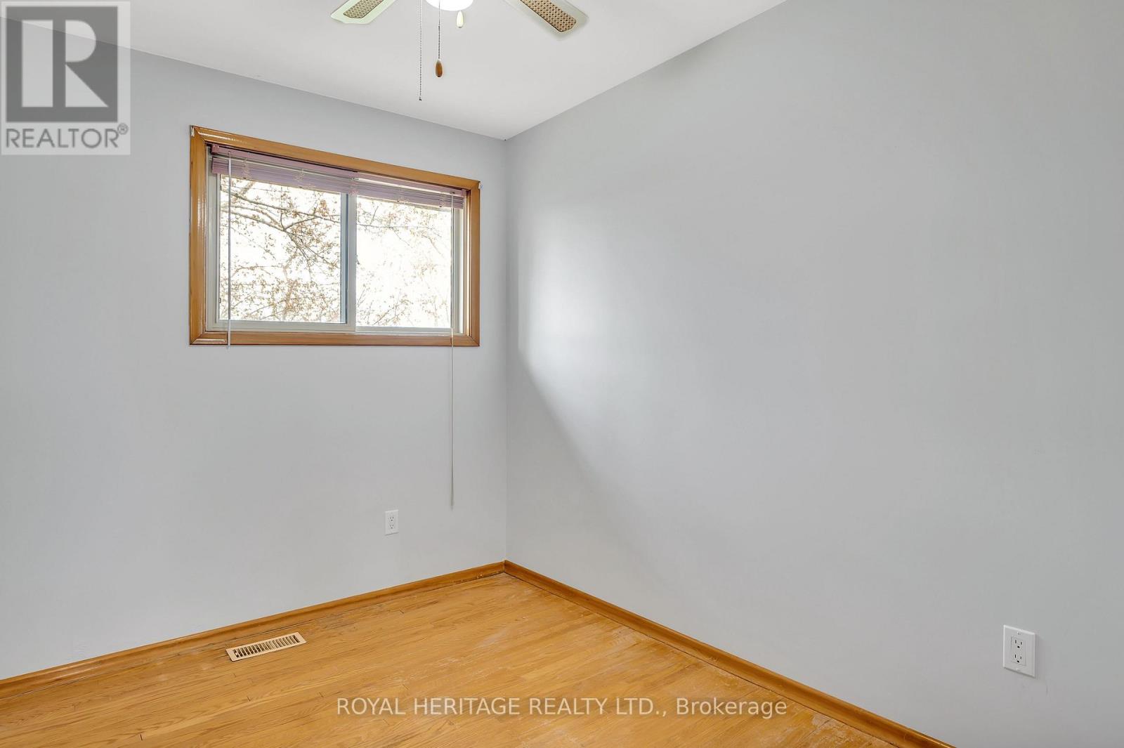 547 River Road S, Peterborough South (East), Ontario  K9J 1E6 - Photo 17 - X12134644