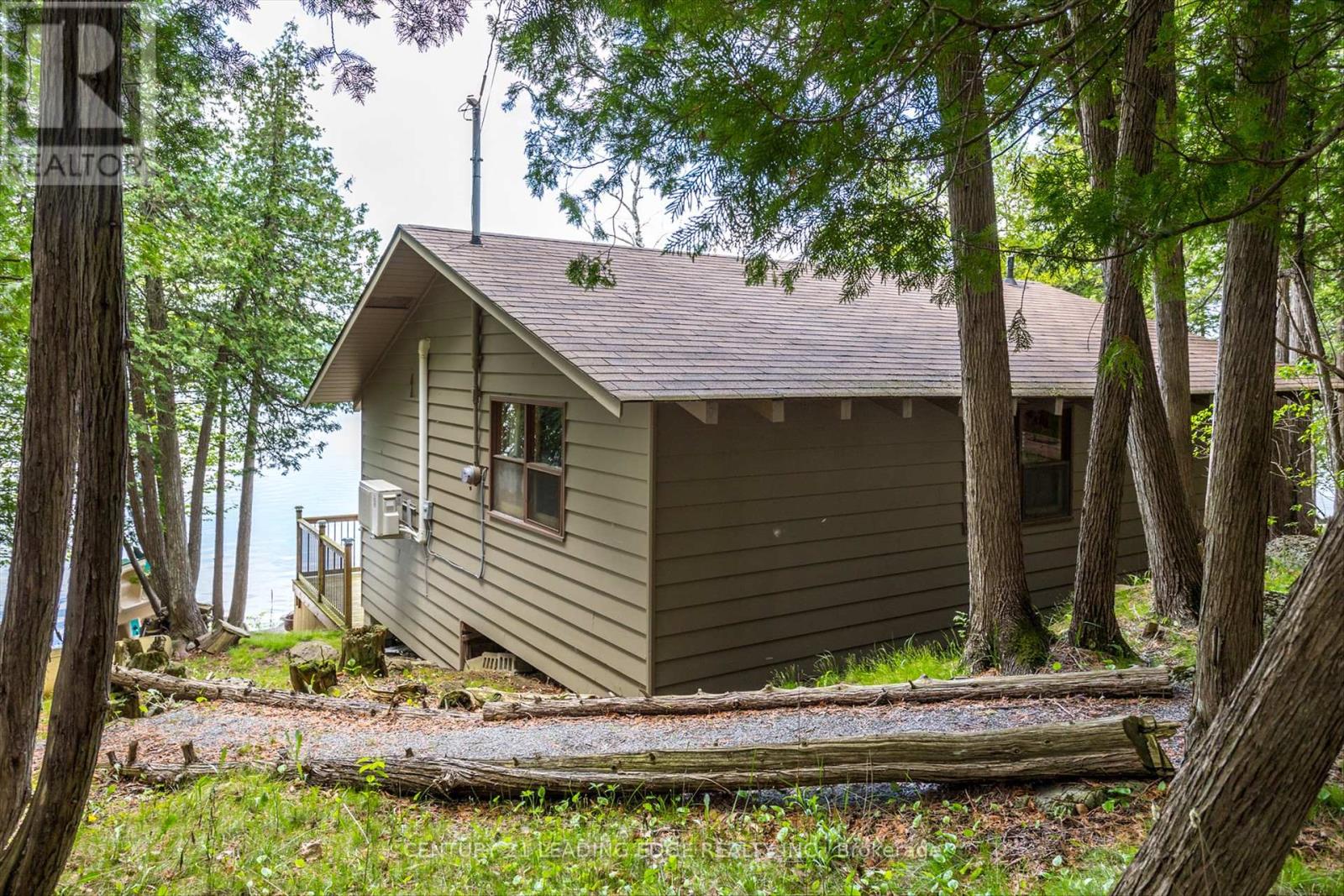1956 White Lake Road E, Douro-Dummer, Ontario  K0L 2H0 - Photo 23 - X12134869