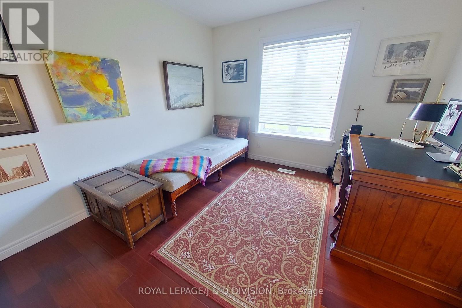 310 - 1742 Ravenwood Drive, Peterborough West (North), Ontario  K9K 2R5 - Photo 15 - X12135213