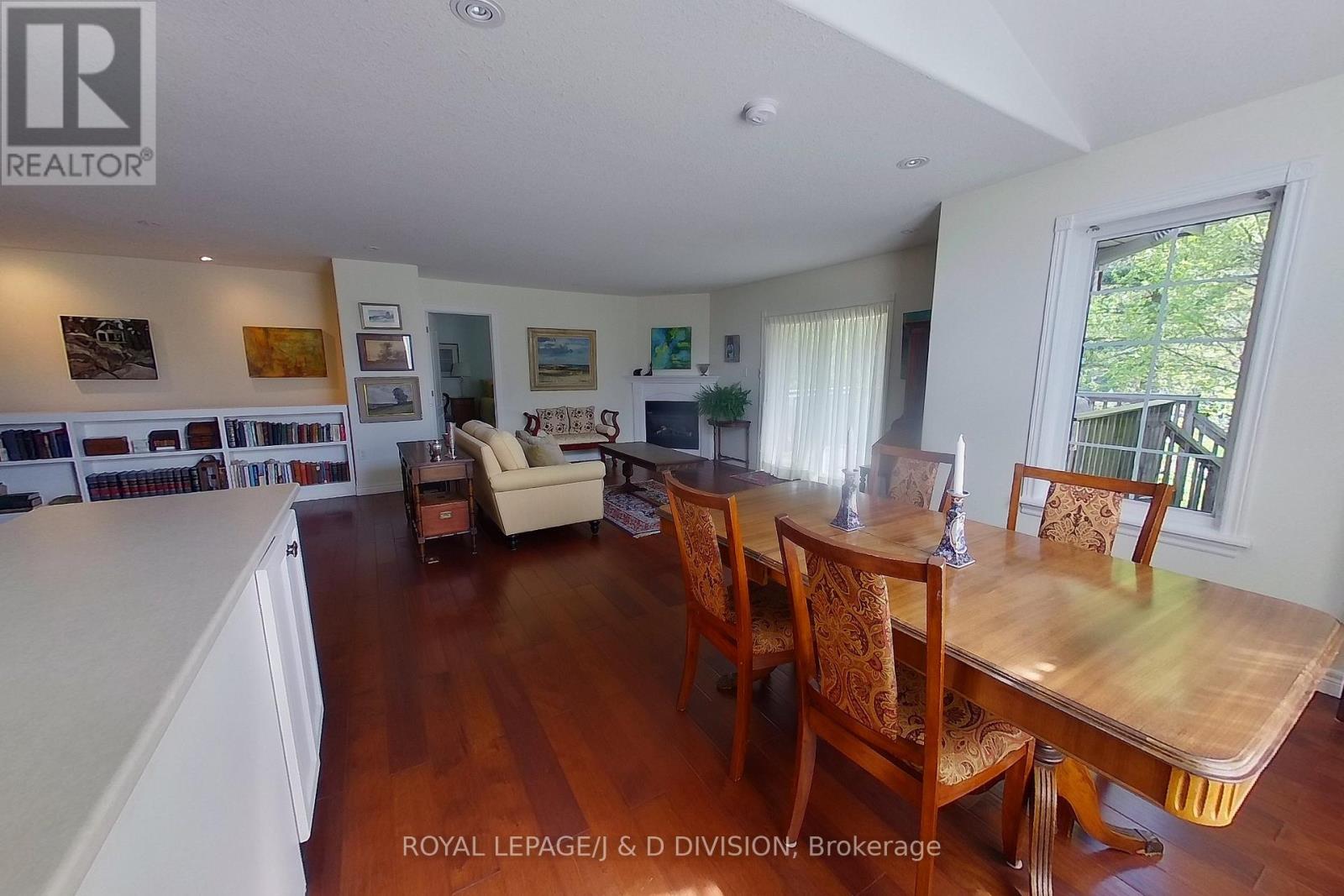 310 - 1742 Ravenwood Drive, Peterborough West (North), Ontario  K9K 2R5 - Photo 4 - X12135213