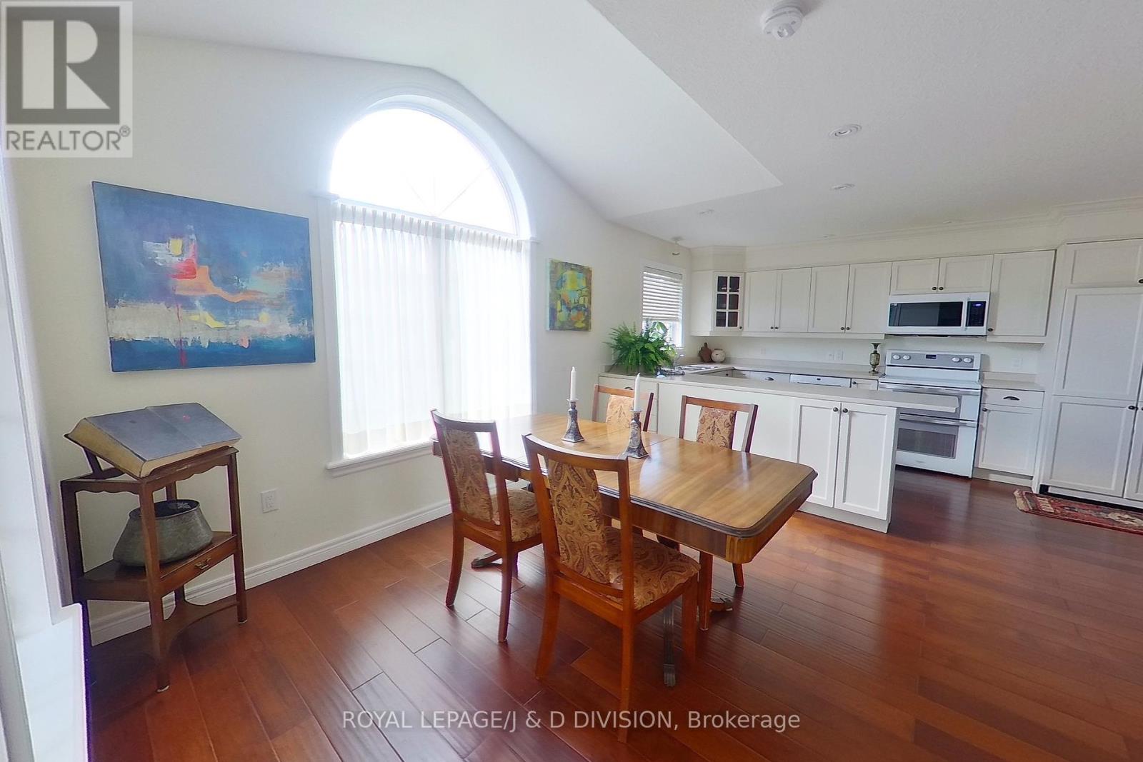 310 - 1742 Ravenwood Drive, Peterborough West (North), Ontario  K9K 2R5 - Photo 7 - X12135213