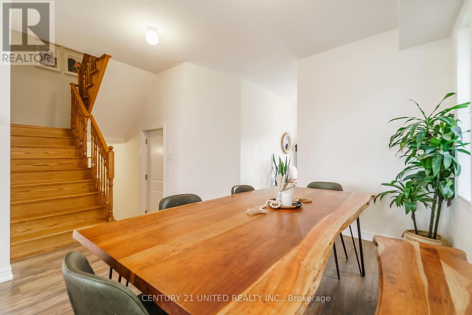 23 Veterans Road, Otonabee-South Monaghan, Ontario  K9J 0K2 - Photo 10 - X12135519