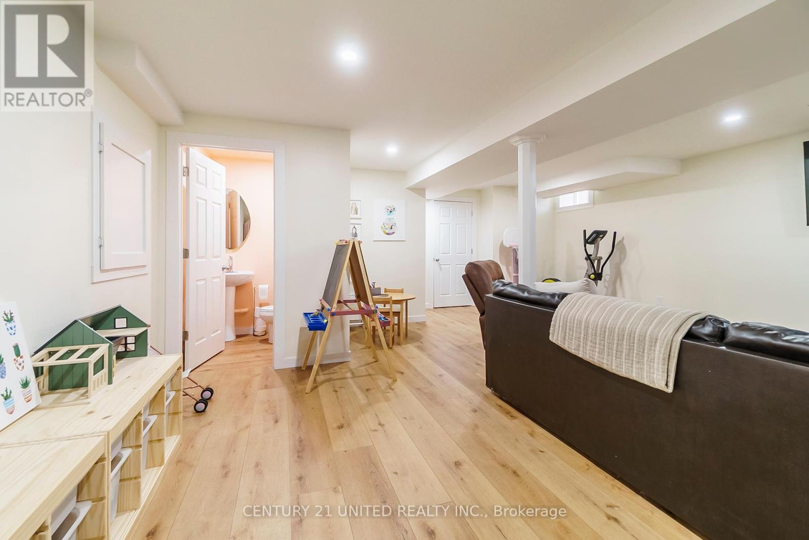 23 Veterans Road, Otonabee-South Monaghan, Ontario  K9J 0K2 - Photo 40 - X12135519
