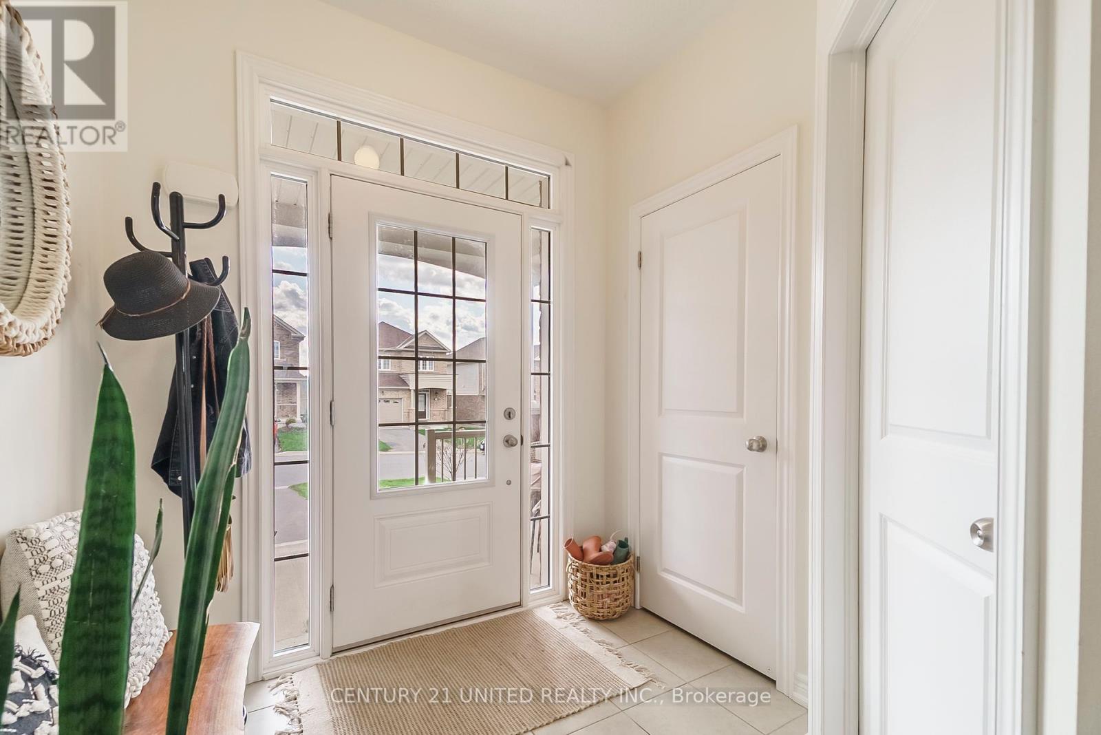 23 Veterans Road, Otonabee-South Monaghan, Ontario  K9J 0K2 - Photo 5 - X12135519