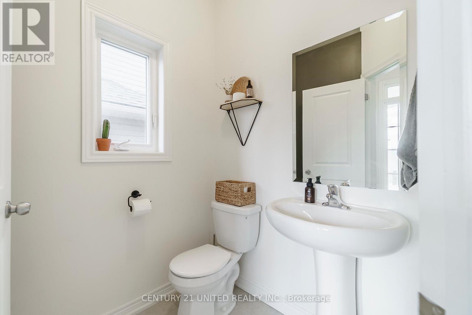 23 Veterans Road, Otonabee-South Monaghan, Ontario  K9J 0K2 - Photo 7 - X12135519