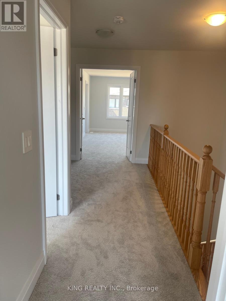 136 Corley Street, Kawartha Lakes (Lindsay), Ontario  K9V 0R4 - Photo 18 - X12135648