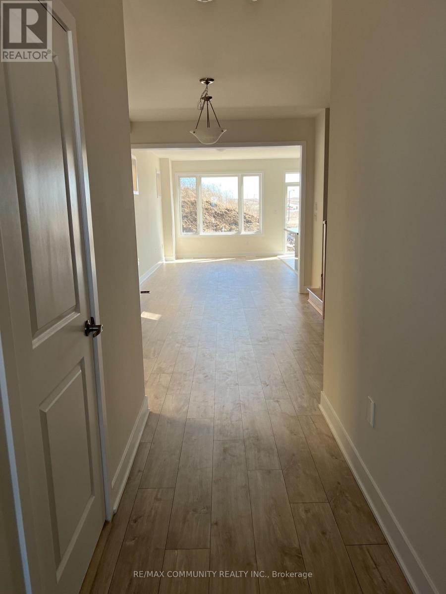 107 Pike Street, Smith-Ennismore-Lakefield, Ontario  K9K 0J5 - Photo 3 - X12135819