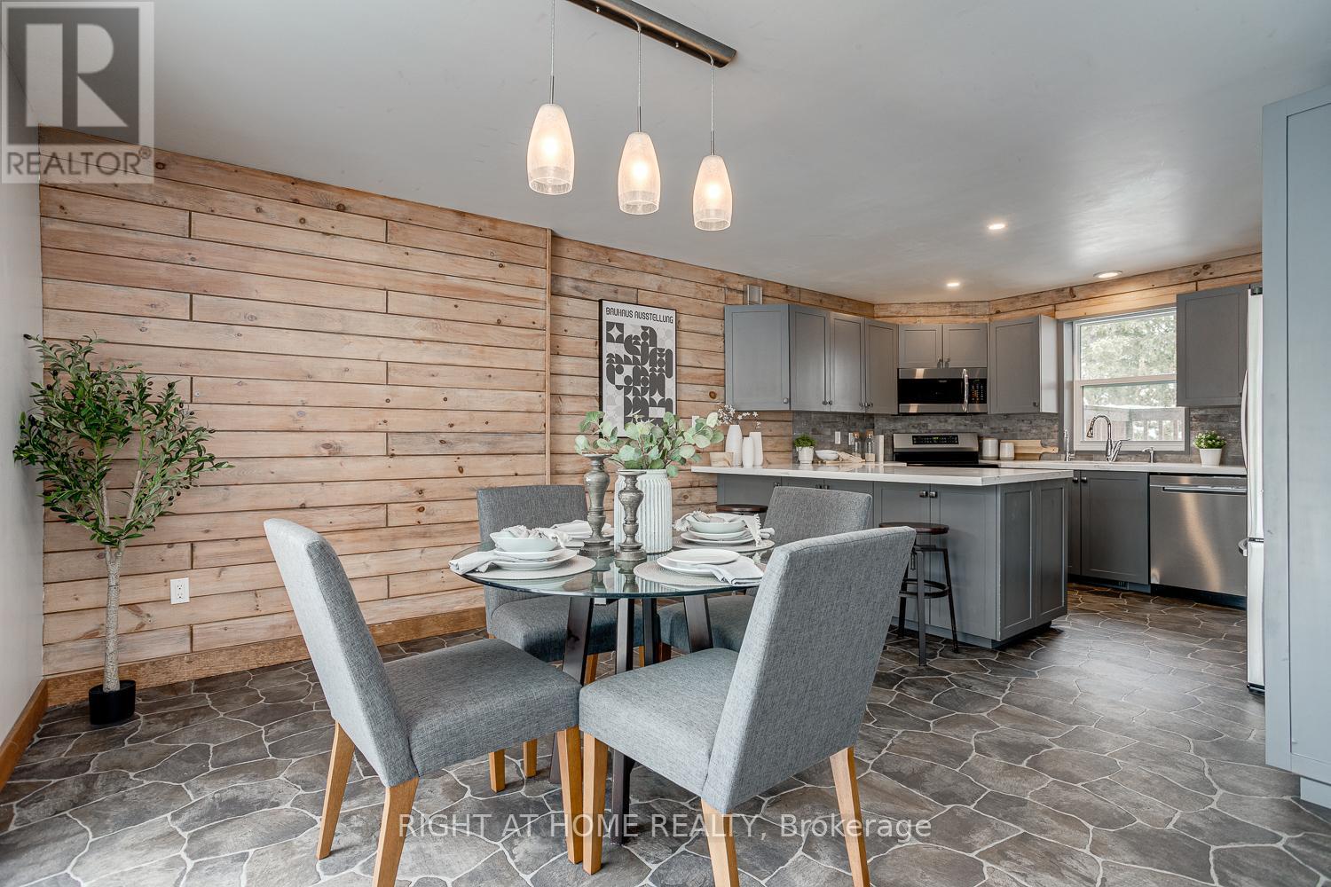 2049 Keene Road, Otonabee-South Monaghan, Ontario  K9J 6X9 - Photo 11 - X12135862