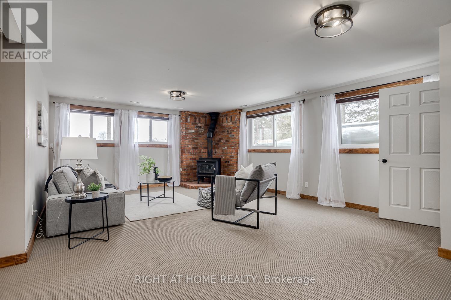 2049 Keene Road, Otonabee-South Monaghan, Ontario  K9J 6X9 - Photo 25 - X12135862