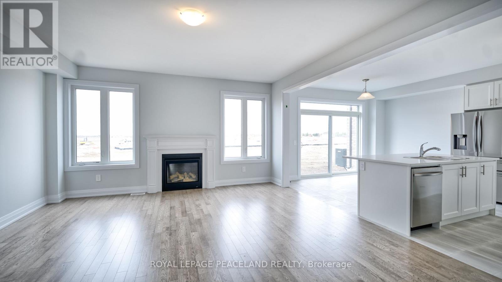 74 Butler Boulevard, Kawartha Lakes (Lindsay), Ontario  K9V 0R9 - Photo 10 - X12136089
