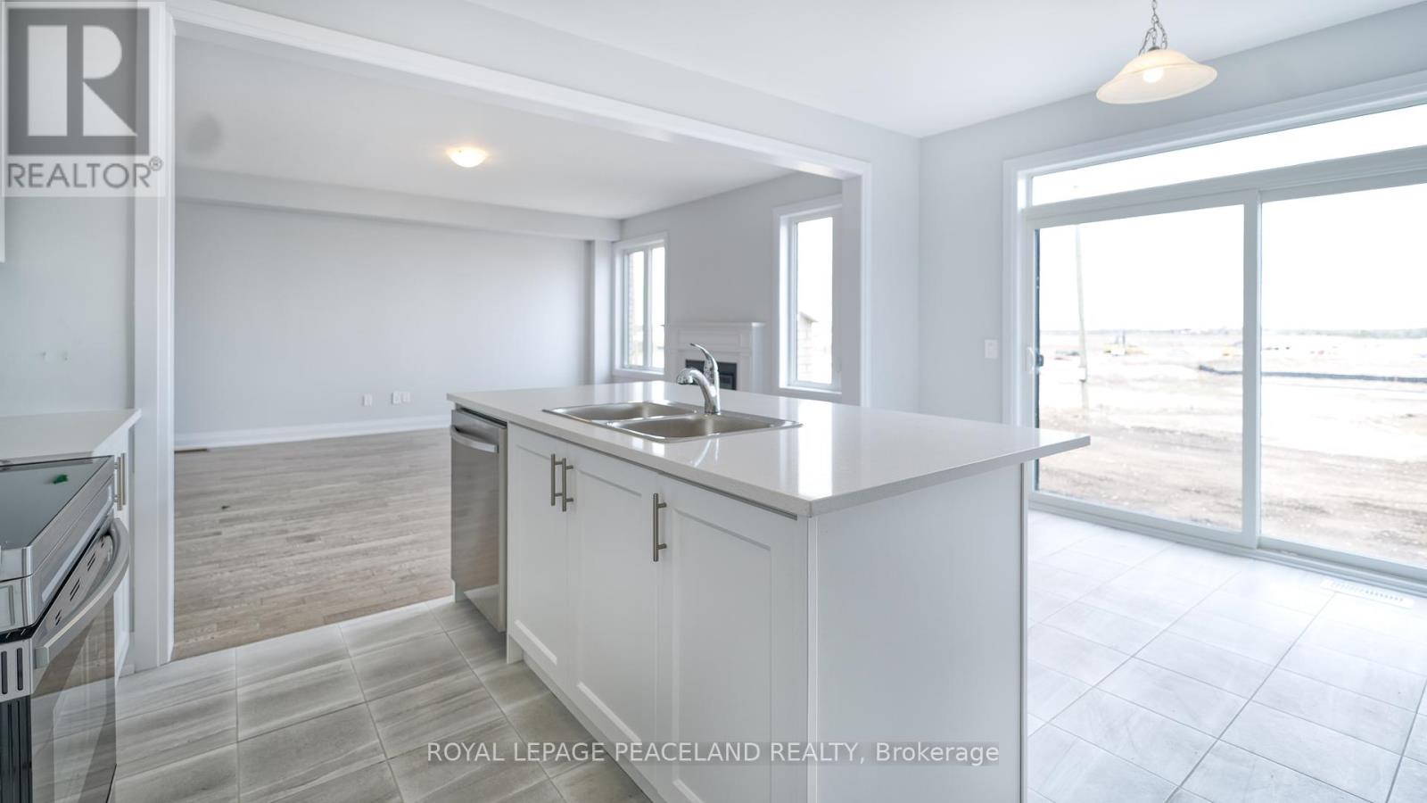 74 Butler Boulevard, Kawartha Lakes (Lindsay), Ontario  K9V 0R9 - Photo 16 - X12136089